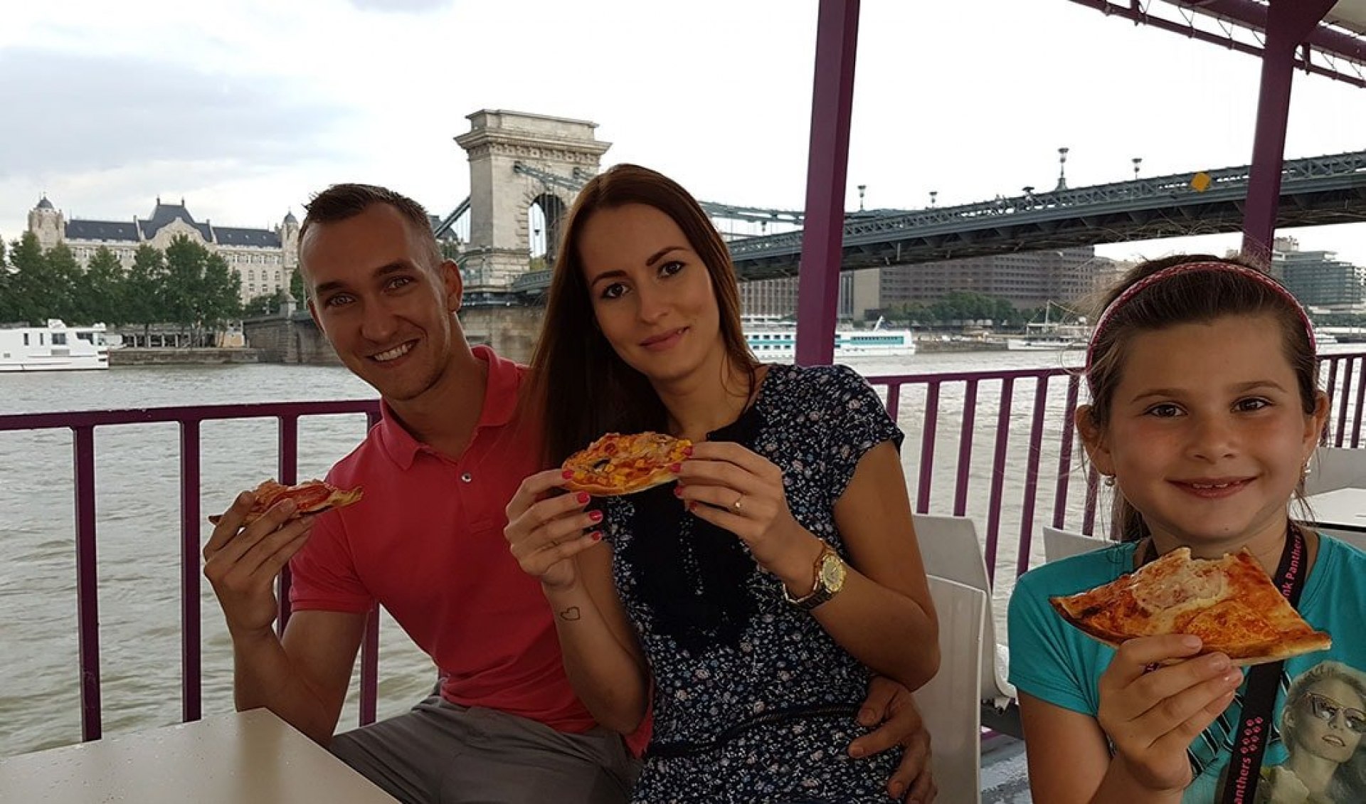 Pizza and Beer Boat Cruise Budapest