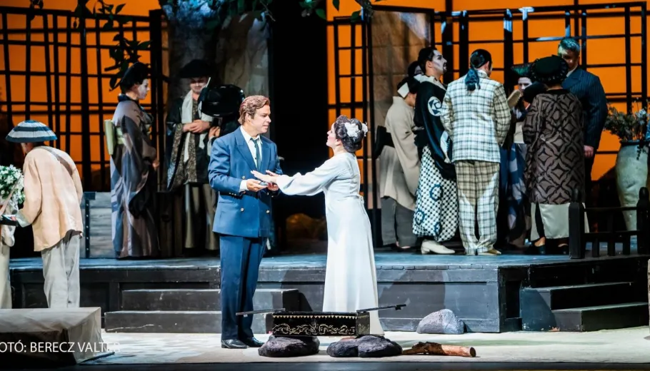 Madama Butterfly