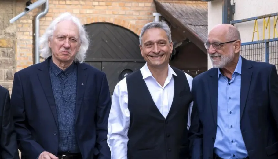 Hay tierras, Una velada dedicada a Sándor Kányádi con Zsolt Bogdán y Kaláka